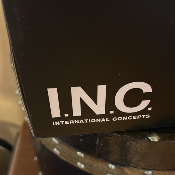 INC bedazzled sandles size 8m - Picture 4 of 7